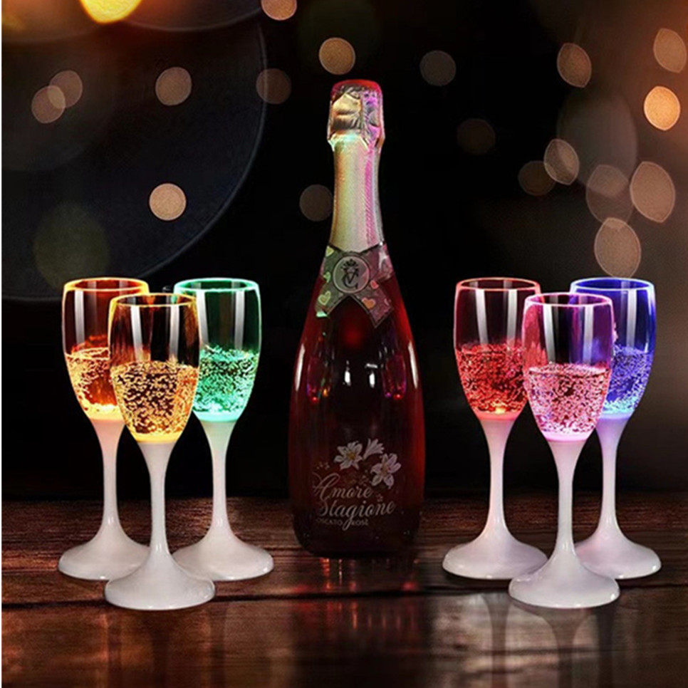 أكواب LED أوتوماتيك وامضة متعد - مراجعة Beer Wine Up وسعره