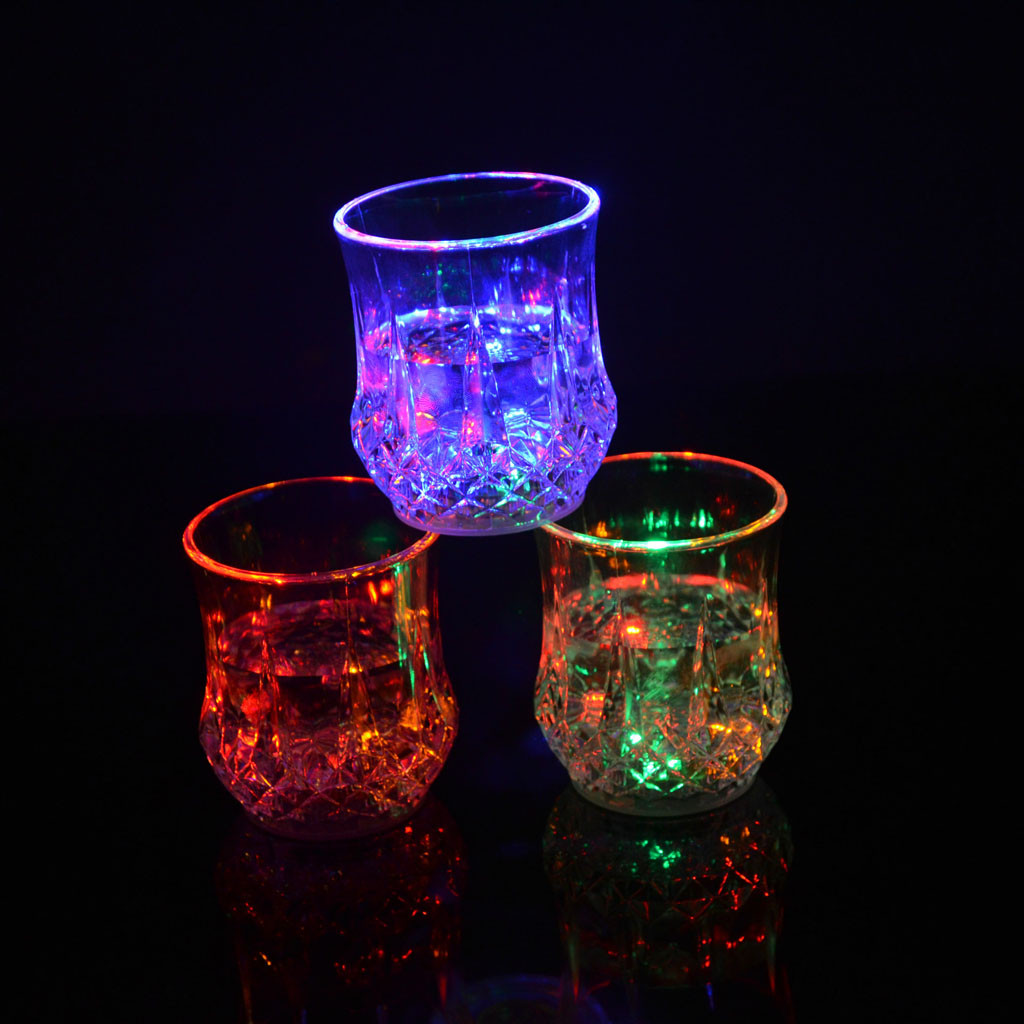 كأس مشروبات مضيء بإضاءة LED مل - مراجعة Wine Beer Glass وسعره